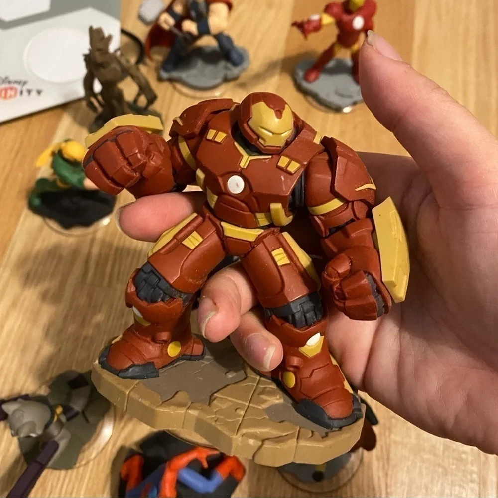 Disney Infinity Marvel Figures Lot Bundle Spider-Man Iron Man Thor Gru Video